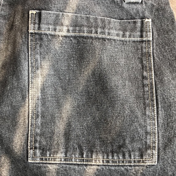 Girbaud black denim cargo shorts - Picture 12 of 14